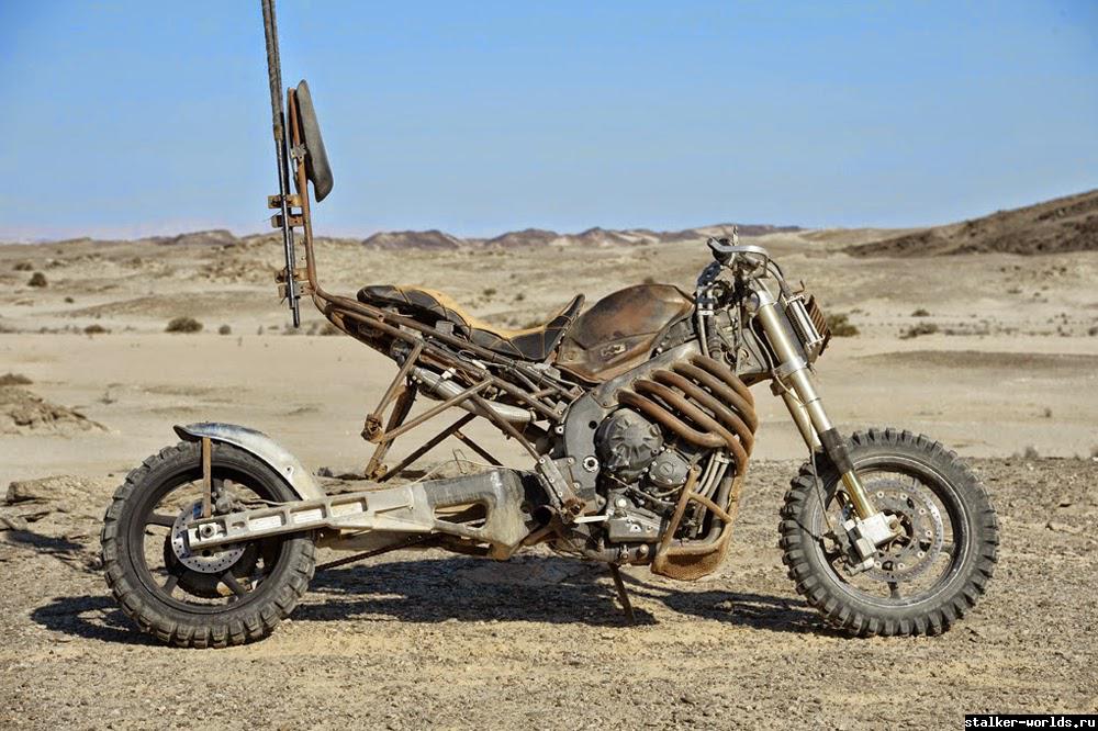 sw_1479461878__fury-road-motorcycle-9.jp