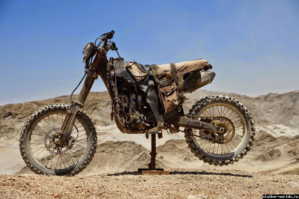 sw_1479461888__fury-road-motorcycle-13.j