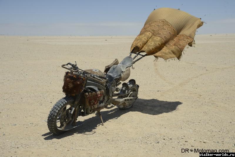 sw_1479461956__mad_max_fury_road_moto_fr